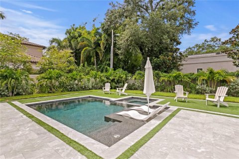 House in Tampa, Florida 4 bedrooms, 384.71 sq.m. № 1826994 - photo 23