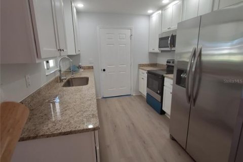 House in Ocala, Florida 2 bedrooms, 93.65 sq.m. № 1737143 - photo 23
