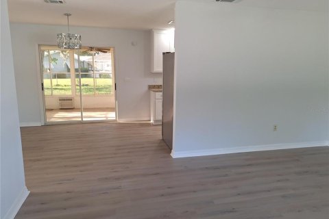 House in Ocala, Florida 2 bedrooms, 93.65 sq.m. № 1737143 - photo 12