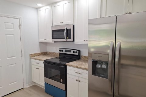 House in Ocala, Florida 2 bedrooms, 93.65 sq.m. № 1737143 - photo 21