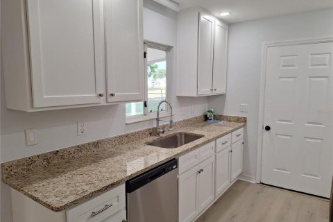 House in Ocala, Florida 2 bedrooms, 93.65 sq.m. № 1737143 - photo 20