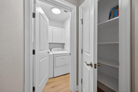 Condo in Weston, Florida, 2 bedrooms  № 2253382 - photo 15