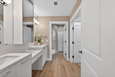 Condo in Weston, Florida, 2 bedrooms  № 2253382 - photo 19