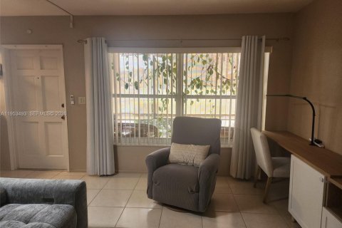 Copropriété à louer à Pompano Beach, Floride: 2 chambres, 87.33 m2 № 2011030 - photo 5