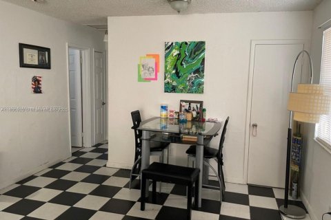 House in Fort Lauderdale, Florida 3 bedrooms, 84.26 sq.m. № 1696436 - photo 4