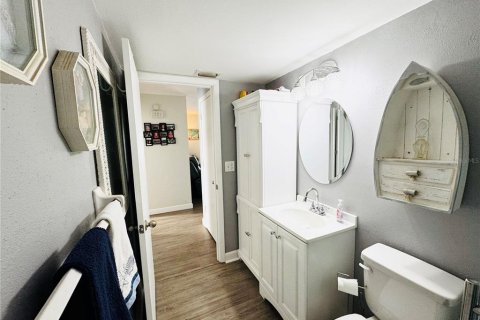 Casa en venta en Venice, Florida, 2 dormitorios, 102.66 m2 № 1734965 - foto 28