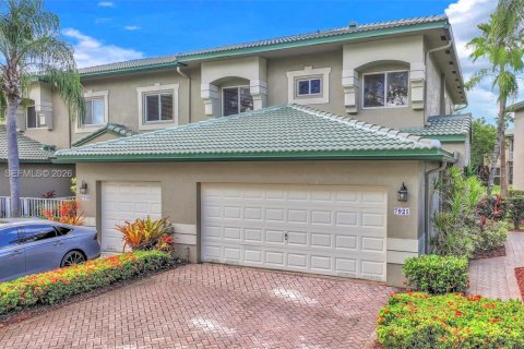 Adosado en Tamarac, Florida 3 dormitorios, 187.29 m2 № 2428359