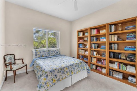 Townhouse in Tamarac, Florida 3 bedrooms, 187.29 sq.m. № 2428359 - photo 30
