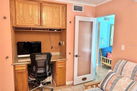 Condominio en venta en Longboat Key, Florida, 2 dormitorios, 64.57 m2 № 1407569 - foto 10