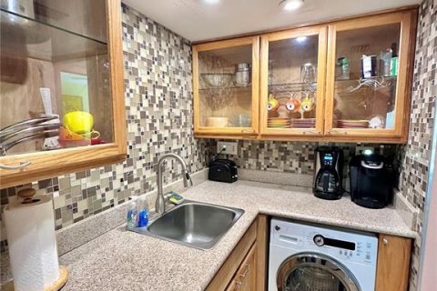 Condominio en venta en Longboat Key, Florida, 2 dormitorios, 64.57 m2 № 1407569 - foto 8