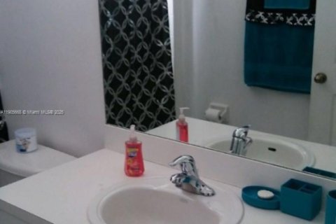 Купить кондоминиум в Хомстед, Флорида 3 спальни, 98.66м2, № 1963563 - фото 5