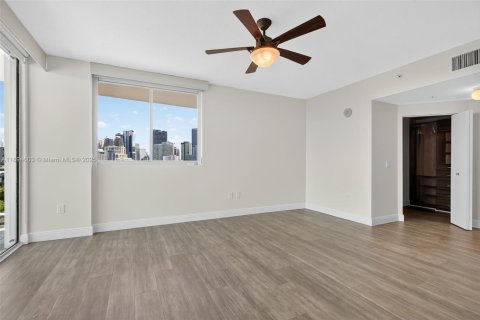 Снять в аренду кондоминиум в Майами, Флорида 2 спальни, 133.04м2, № 1947416 - фото 8