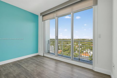 Снять в аренду кондоминиум в Майами, Флорида 2 спальни, 133.04м2, № 1947416 - фото 19