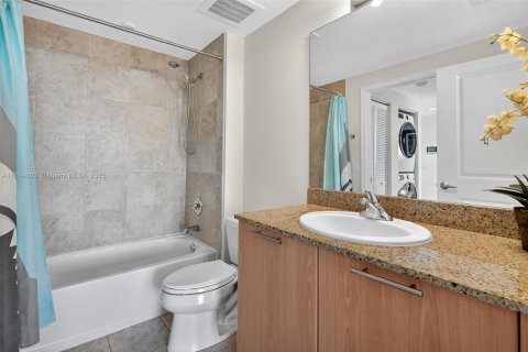 Снять в аренду кондоминиум в Майами, Флорида 2 спальни, 133.04м2, № 1947416 - фото 23