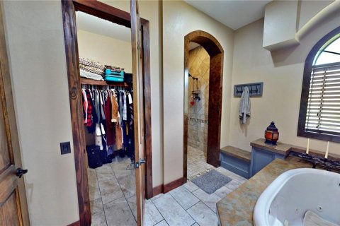 House in Sebring, Florida 3 bedrooms, 372.82 sq.m. № 1751316 - photo 21
