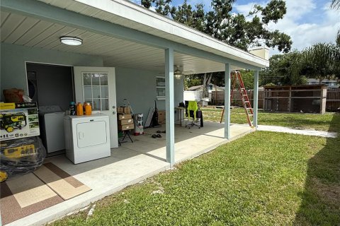 House in Tampa, Florida 3 bedrooms, 117.06 sq.m. № 1813276 - photo 24