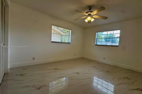 Casa en alquiler en Fort Lauderdale, Florida, 2 dormitorios, 215.07 m2 № 1890530 - foto 16