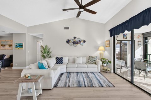Copropriété à vendre à Boynton Beach, Floride: 3 chambres, 153.1 m2 № 2432914 - photo 14