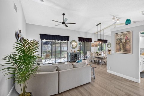 Copropriété à vendre à Boynton Beach, Floride: 3 chambres, 153.1 m2 № 2432914 - photo 9