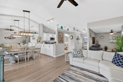 Copropriété à vendre à Boynton Beach, Floride: 3 chambres, 153.1 m2 № 2432914 - photo 15