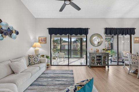 Copropriété à vendre à Boynton Beach, Floride: 3 chambres, 153.1 m2 № 2432914 - photo 11