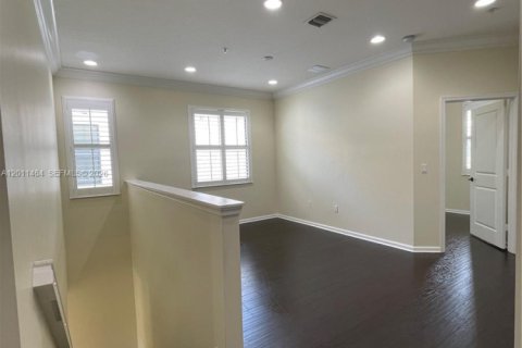 Condominio en alquiler en Sunrise, Florida, 3 dormitorios, 151.24 m2 № 2075200 - foto 11