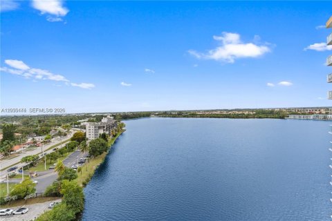 Copropriété à louer à Miami, Floride: 1 chambre, 79.99 m2 № 2153814 - photo 4