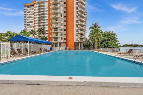 Condo à Miami, Floride, 1 chambre № 2153814