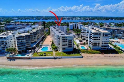 Condo in South Palm Beach, Florida, 1 bedroom  № 1467734 - photo 22