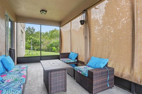 Casa en venta en Kissimmee, Florida, 5 dormitorios, 302.58 m2 № 2386030 - foto 30
