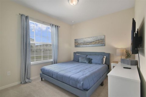 Townhouse in Davenport, Florida 5 bedrooms, 213.02 sq.m. № 1909068 - photo 10