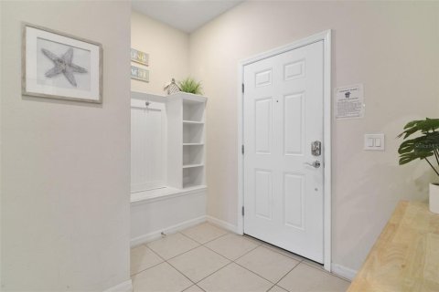 Townhouse in Davenport, Florida 5 bedrooms, 213.02 sq.m. № 1909068 - photo 3