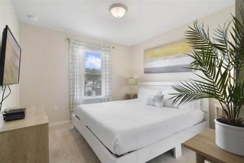 Townhouse in Davenport, Florida 5 bedrooms, 213.02 sq.m. № 1909068 - photo 16