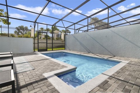 Townhouse in Davenport, Florida 5 bedrooms, 213.02 sq.m. № 1909068 - photo 23