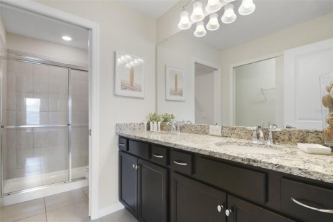 Townhouse in Davenport, Florida 5 bedrooms, 213.02 sq.m. № 1909068 - photo 15