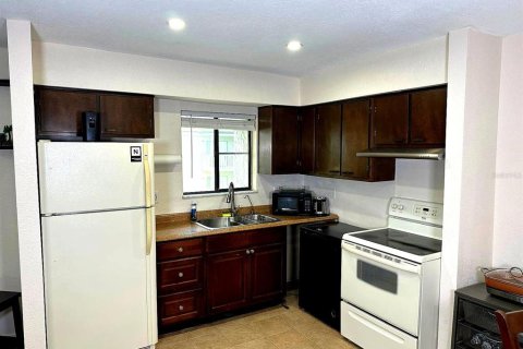 Condo in Longwood, Florida, 2 bedrooms  № 1851503 - photo 8