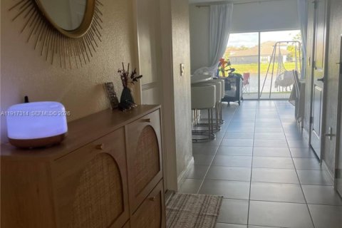 Touwnhouse à vendre à Kissimmee, Floride: 3 chambres № 1973504 - photo 16