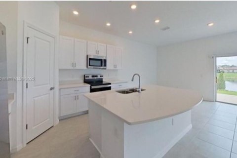 Touwnhouse à vendre à Kissimmee, Floride: 3 chambres № 1973504 - photo 3