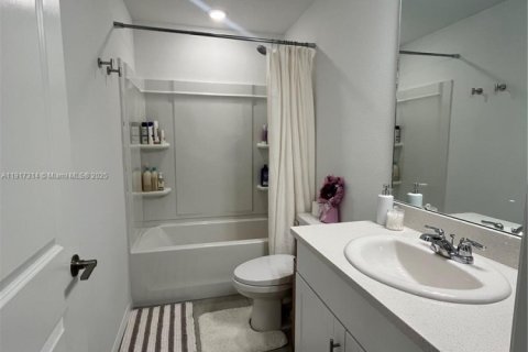 Touwnhouse à vendre à Kissimmee, Floride: 3 chambres № 1973504 - photo 8