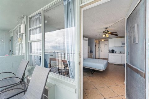 Condominio en venta en Daytona Beach, Florida, 3 habitaciones, 47.84 m2 № 1905341 - foto 18