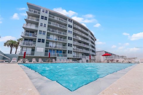 Condominio en venta en Daytona Beach, Florida, 3 habitaciones, 47.84 m2 № 1905341 - foto 28