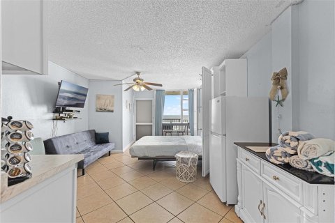 Condominio en venta en Daytona Beach, Florida, 3 habitaciones, 47.84 m2 № 1905341 - foto 6