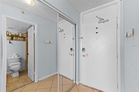 Condominio en venta en Daytona Beach, Florida, 3 habitaciones, 47.84 m2 № 1905341 - foto 4