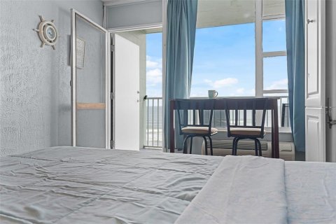Condominio en venta en Daytona Beach, Florida, 3 habitaciones, 47.84 m2 № 1905341 - foto 14