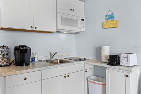 Condominio en venta en Daytona Beach, Florida, 3 habitaciones, 47.84 m2 № 1905341 - foto 7