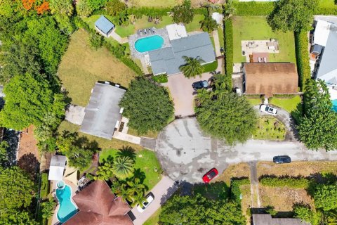 House in Delray Beach, Florida 3 bedrooms, 89.37 sq.m. № 2399649 - photo 18