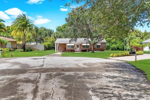 House in Delray Beach, Florida 3 bedrooms, 89.37 sq.m. № 2399649 - photo 19