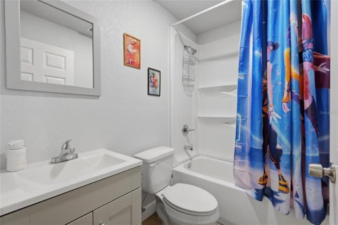 Villa ou maison à vendre à Bronson, Floride: 3 chambres, 93.27 m2 № 2207447 - photo 18