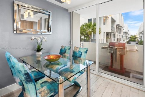 Adosado en venta en Miami Beach, Florida, 4 dormitorios, 228.17 m2 № 1947963 - foto 21