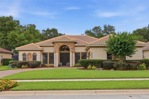 House in Clermont, Florida 4 bedrooms, 238.57 sq.m. № 2199839 - photo 20